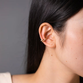 Brinco Ear Cuff Prateado com Zircônia - Luxo sem Furo
