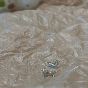 Brincos Delicados em Forma de Cachorro Salsicha - Charme e Amor por Pets