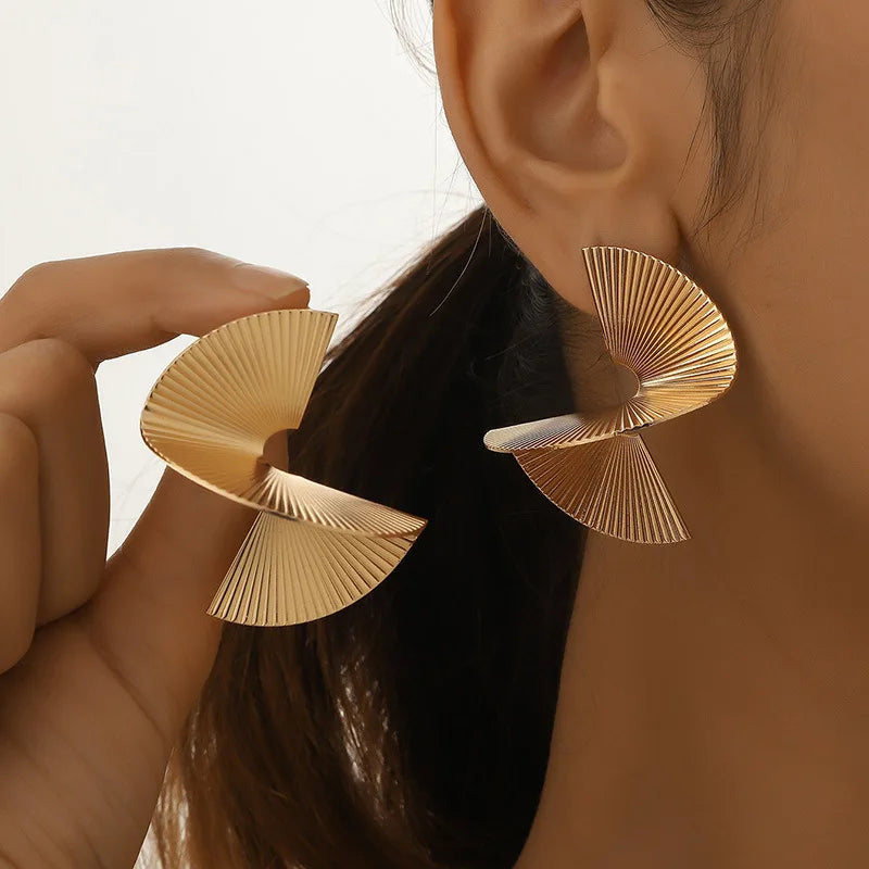 Brincos Espiral Retrô Dourado/Prateado - Para Mulheres Elegantes