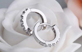 Brincos Argola de Prata 925 com Zircônia - Elegância Sem Fim para Mulheres Especiais